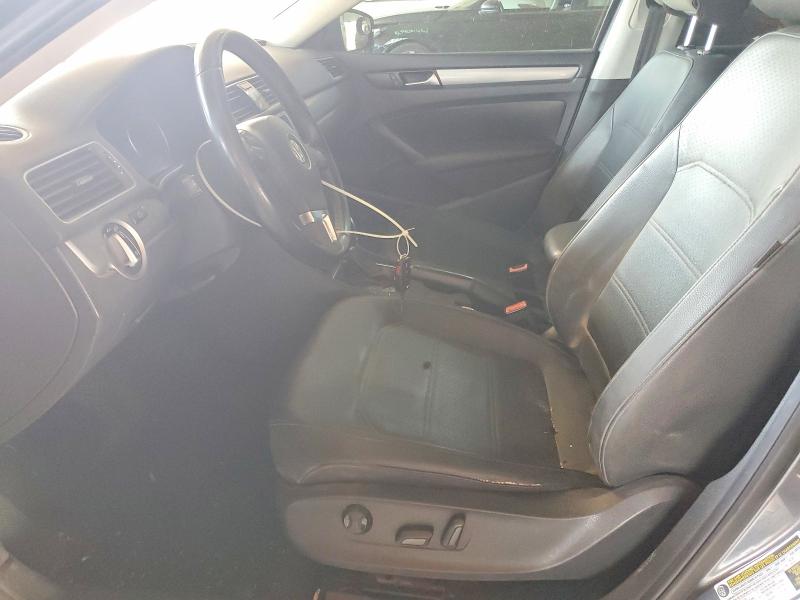 2014 Volkswagen Passat მანქანა იყიდება აუქციონზე, vin: 1VWAH7A30EC018483, აუქციონის ნომერი: 49330226