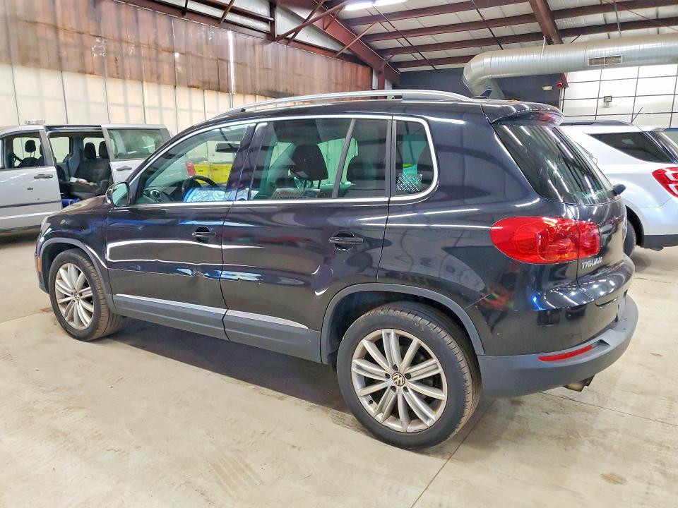 2012 Volkswagen Tiguan მანქანა იყიდება აუქციონზე, vin: WVGBV7AX4CW525445, აუქციონის ნომერი: 51279276