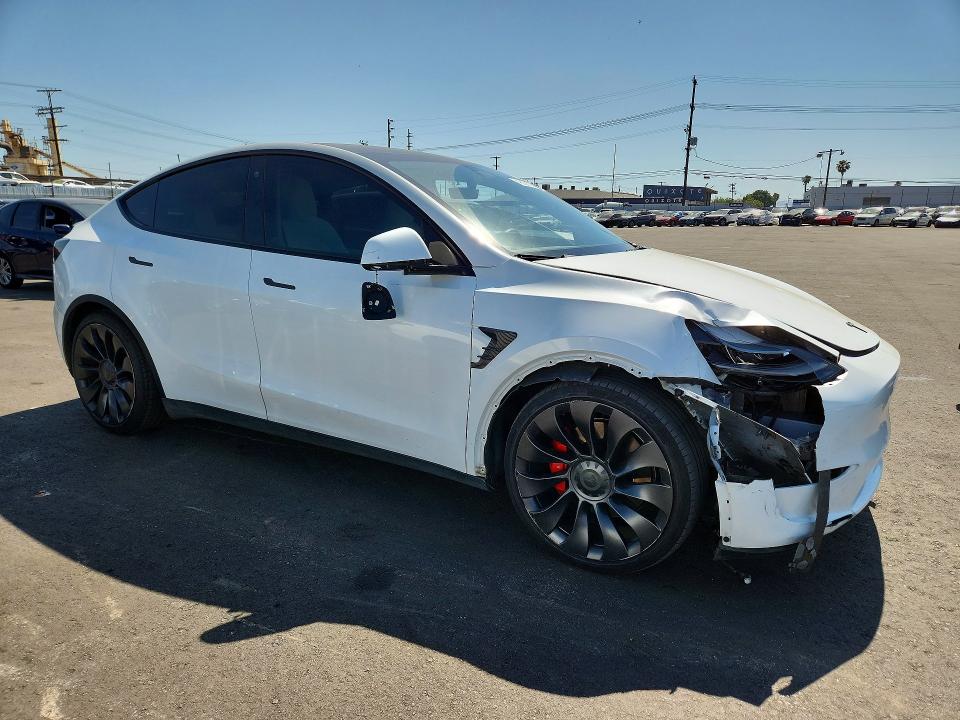 49236116 :رقم المزاد ، 7SAYGDEF7NF407649 vin ، 2022 Tesla Model Y مزاد بيع