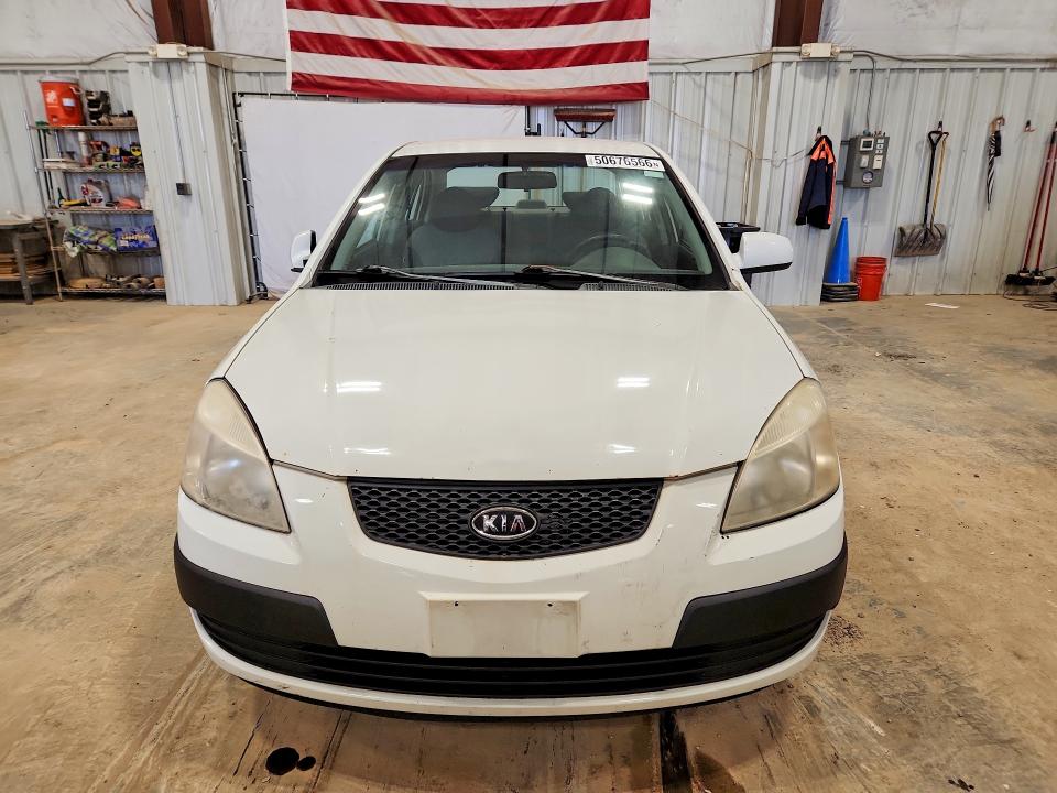 50676566 :رقم المزاد ، KNADE123776230977 vin ، 2007 Kia Rio مزاد بيع