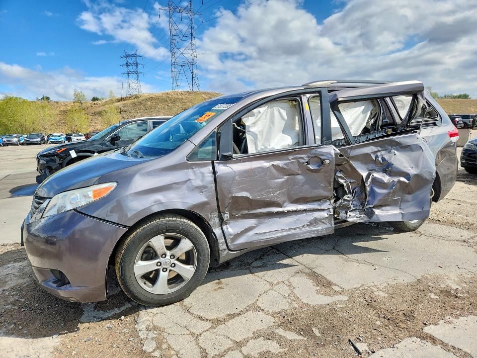 Auction sale of the 2014 Toyota Sienna, vin: 5TDKK3DC7ES500444, lot number: 51837396
