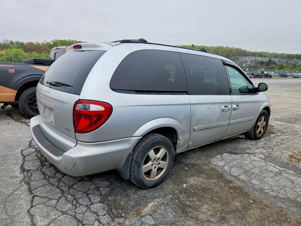 51498176 :رقم المزاد ، 2D4GP44L35R235286 vin ، 2005 Dodge Grand Caravan مزاد بيع