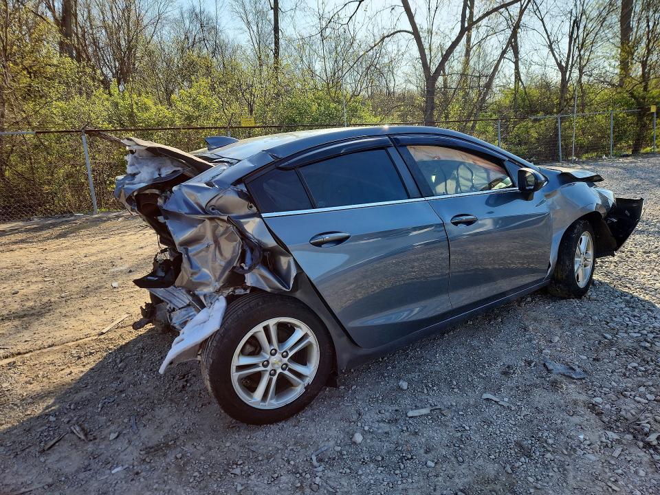 Aukcja sprzedaży 2018 Chevrolet Cruze, vin: 1G1BE5SM9J7176425, numer aukcji: 50783746