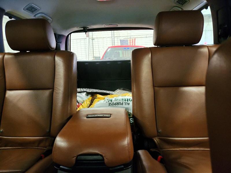 48099806 :رقم المزاد ، 5TDDW5G12CS057328 vin ، 2012 Toyota Sequoia مزاد بيع