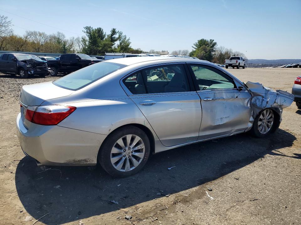 Продажа на аукционе авто 2015 Honda Accord, vin: 1HGCR2F73FA136209, номер лота: 48838256