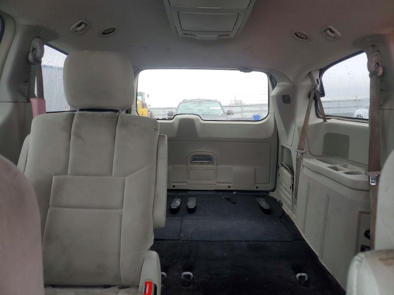 48523146 :رقم المزاد ، 2A4RR5DG4BR687598 vin ، 2011 Chrysler Town & Country مزاد بيع