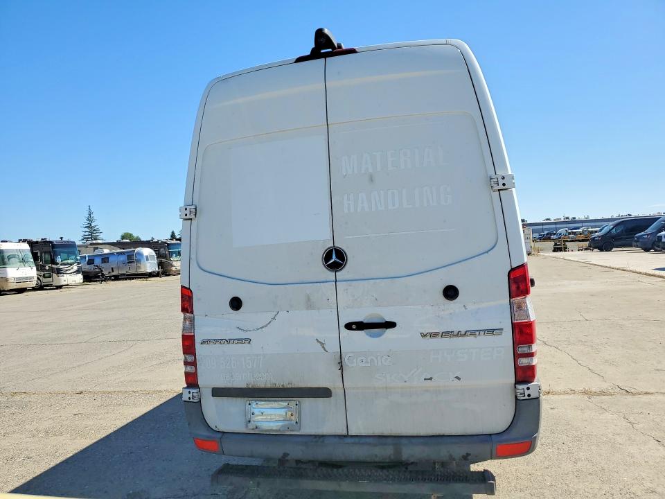 2015 Mercedes-benz Sprinter მანქანა იყიდება აუქციონზე, vin: WD3PF4CC1FP137890, აუქციონის ნომერი: 46772636