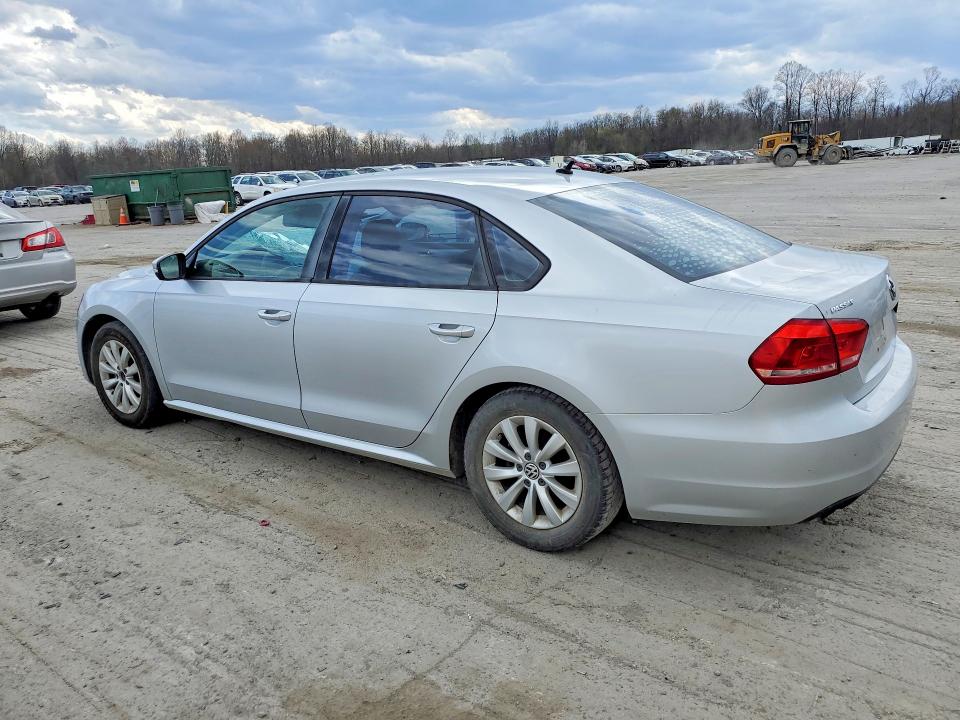 49088356 :رقم المزاد ، 1VWAH7A34DC002317 vin ، 2013 Volkswagen Passat مزاد بيع