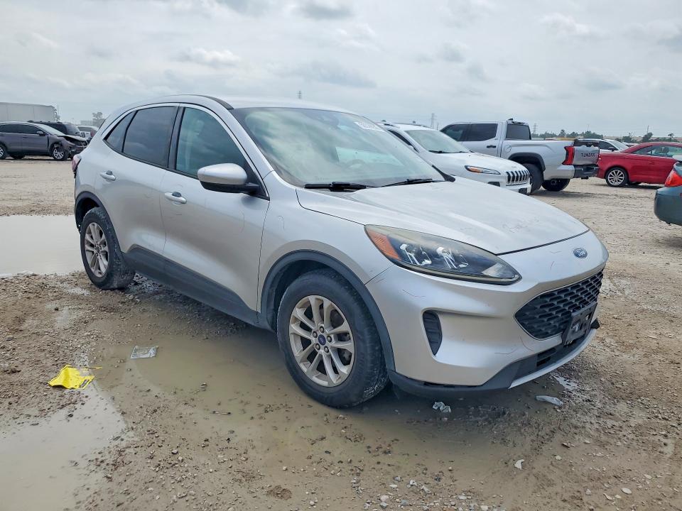 50339206 :رقم المزاد ، 1FMCU0G68LUA12630 vin ، 2020 Ford Escape مزاد بيع
