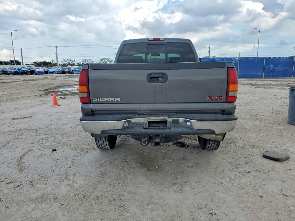 Aukcja sprzedaży 2002 Gmc Sierra, vin: 1GTHK23182F120545, numer aukcji: 50632956