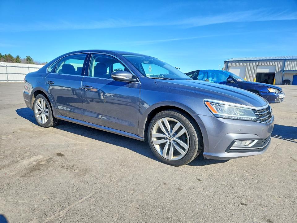 Продажа на аукционе авто 2018 Volkswagen Passat, vin: 1VWBA7A33JC034051, номер лота: 50755926