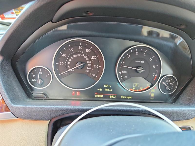 2015 Bmw 328 მანქანა იყიდება აუქციონზე, vin: WBA3B5C5XFF961980, აუქციონის ნომერი: 49382686