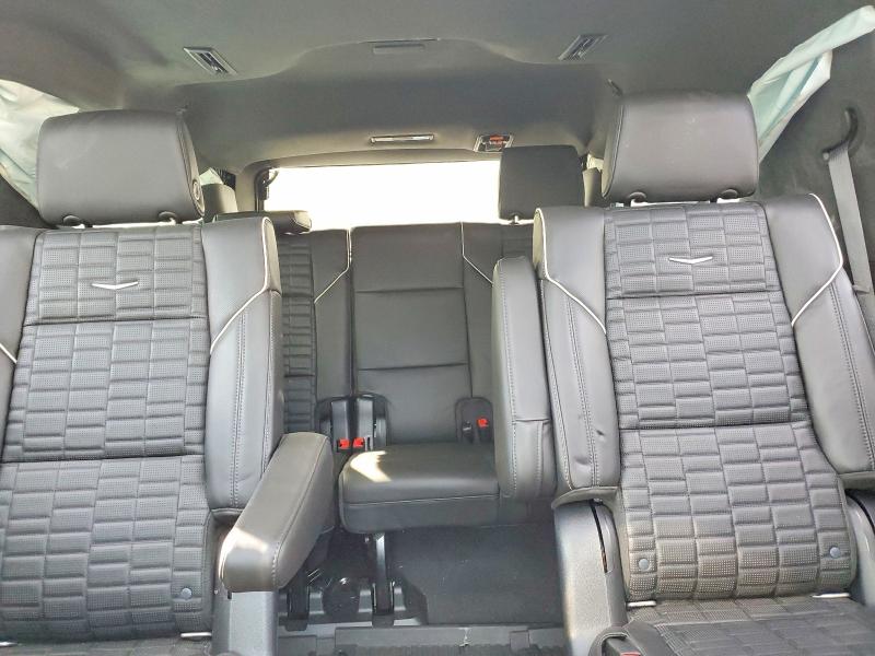 49625436 :رقم المزاد ، 1GYS4GKL0MR438221 vin ، 2021 Cadillac Escalade مزاد بيع