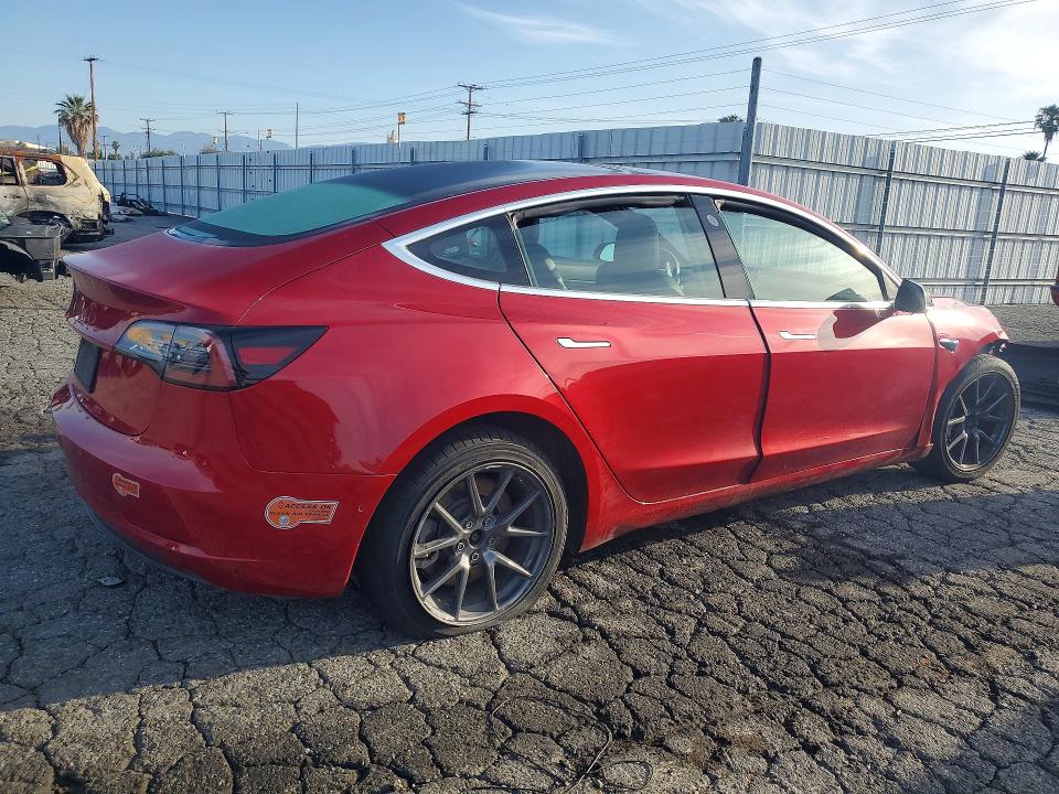 Продажа на аукционе авто 2019 Tesla Model 3, vin: 5YJ3E1EA5KF298930, номер лота: 51492376