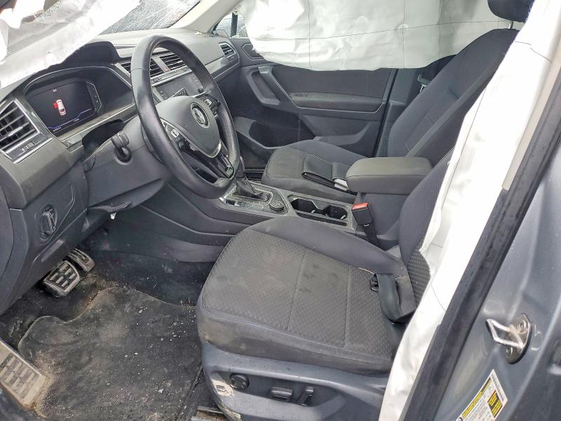 49556346 :رقم المزاد ، 3VV2B7AXXMM077258 vin ، 2021 Volkswagen Tiguan مزاد بيع