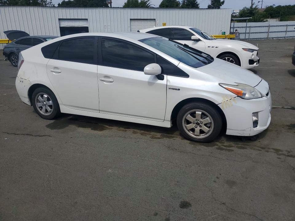 49515326 :رقم المزاد ، JTDKN3DU0B0303016 vin ، 2011 Toyota Prius مزاد بيع