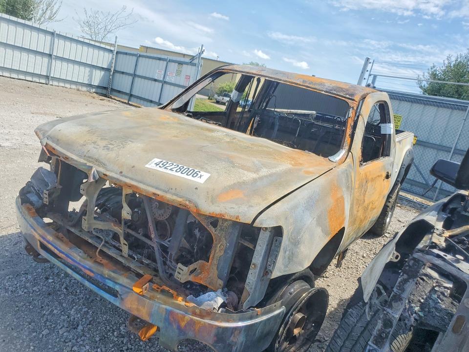 49228006 :رقم المزاد ، 1GTHK29K58E105323 vin ، 2008 Gmc Sierra مزاد بيع
