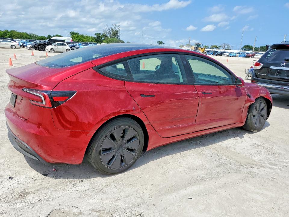 2025 Tesla Model 3 მანქანა იყიდება აუქციონზე, vin: 5YJ3E1EA0SF977746, აუქციონის ნომერი: 51405646