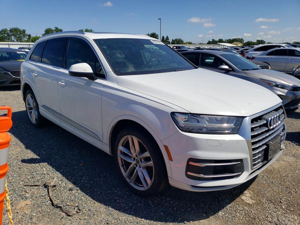 49875876 :رقم المزاد ، WA1VAAF78JD017985 vin ، 2018 Audi Q7 مزاد بيع