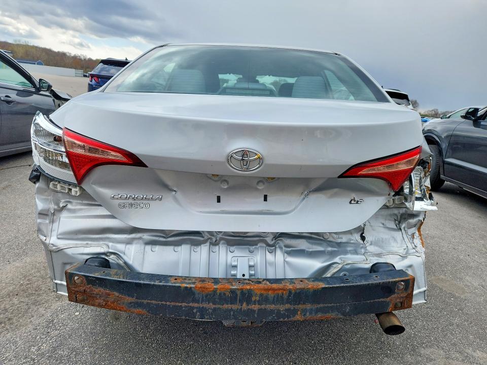Продажа на аукционе авто 2018 Toyota Corolla, vin: 2T1BURHE4JC071047, номер лота: 49289056