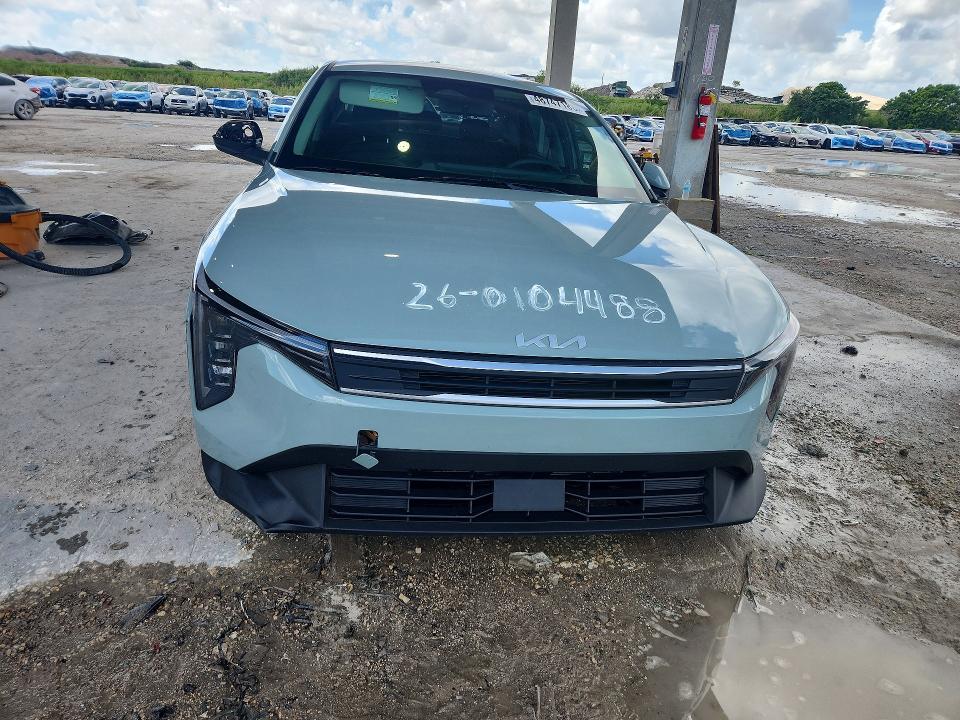 48747186 :رقم المزاد ، 3KPFT4DE5SE186143 vin ، 2025 Kia K4 مزاد بيع