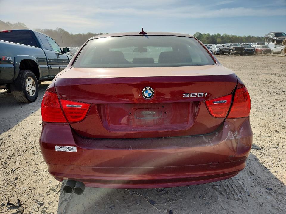 49275156 :رقم المزاد ، WBAPK7C58BA970682 vin ، 2011 Bmw 328 مزاد بيع