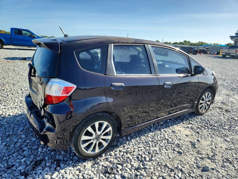 2013 Honda Fit მანქანა იყიდება აუქციონზე, vin: JHMGE8H5XDC055234, აუქციონის ნომერი: 49744696