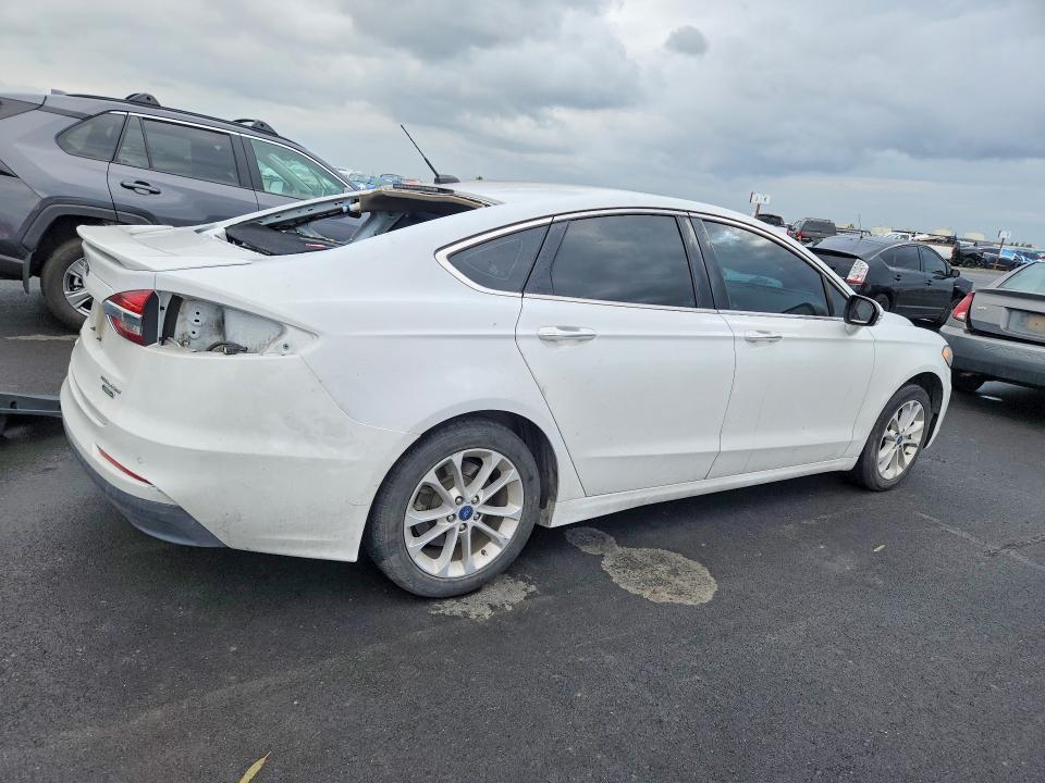 Продаж на аукціоні авто 2020 Ford Fusion, vin: 3FA6P0SU6LR132468, номер лоту: 48440516