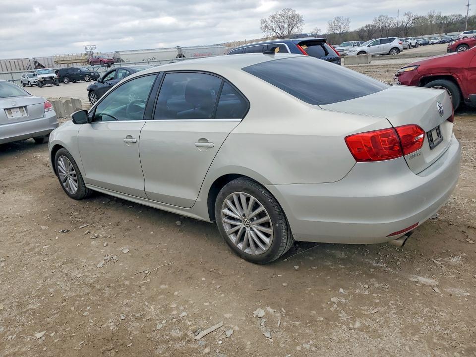 Aukcja sprzedaży 2011 Volkswagen Jetta, vin: 3VWLX7AJ8BM309074, numer aukcji: 48433156