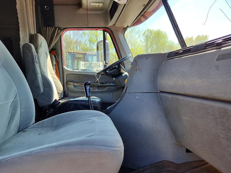 Продажа на аукционе авто 2007 Freigliner Columbia, vin: 1FUJA6CK67LY55112, номер лота: 49931206