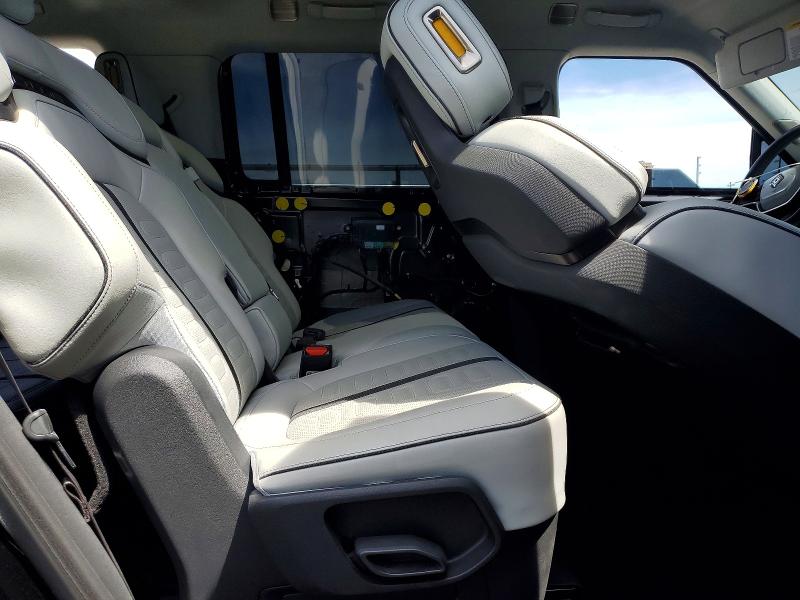 49705566 :رقم المزاد ، 7PDSGABA1PN028086 vin ، 2023 Rivian R1s مزاد بيع