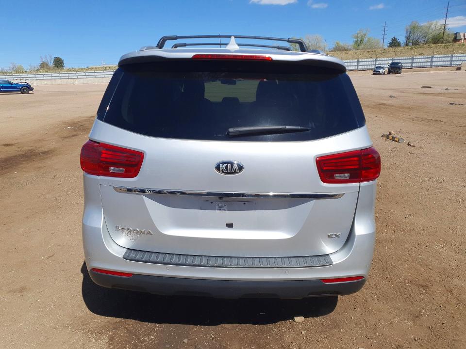 Продажа на аукционе авто 2020 Kia Sedona, vin: KNDMB5C10L6596810, номер лота: 48696876