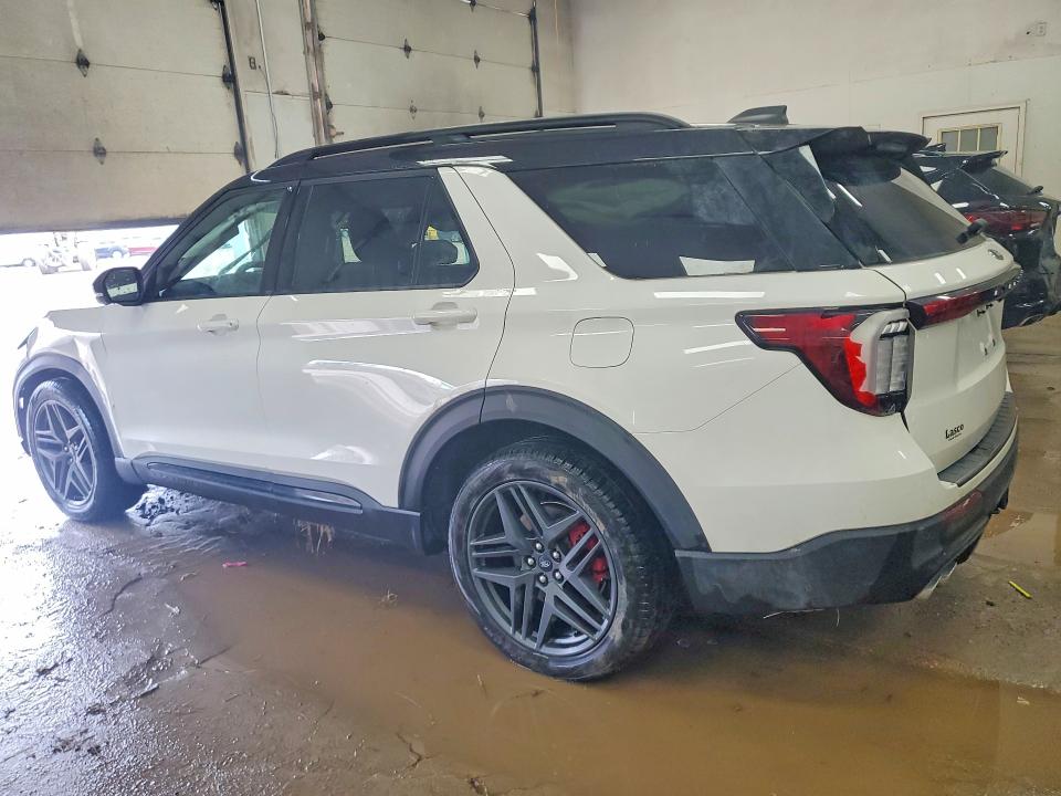 Продажа на аукционе авто 2025 Ford Explorer, vin: 1FMWK8GC7SGA23610, номер лота: 49235586