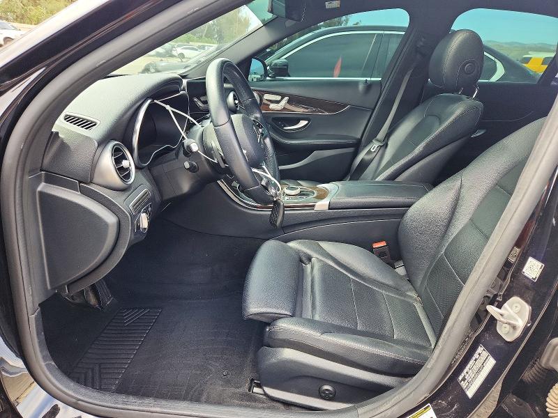 48841506 :رقم المزاد ، W1KWF8DBXMR631977 vin ، 2021 Mercedes-benz C مزاد بيع