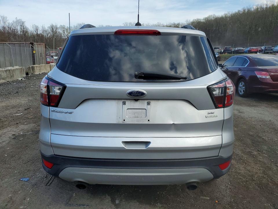 Продаж на аукціоні авто 2018 Ford Escape, vin: 1FMCU0GD4JUC37073, номер лоту: 48262106