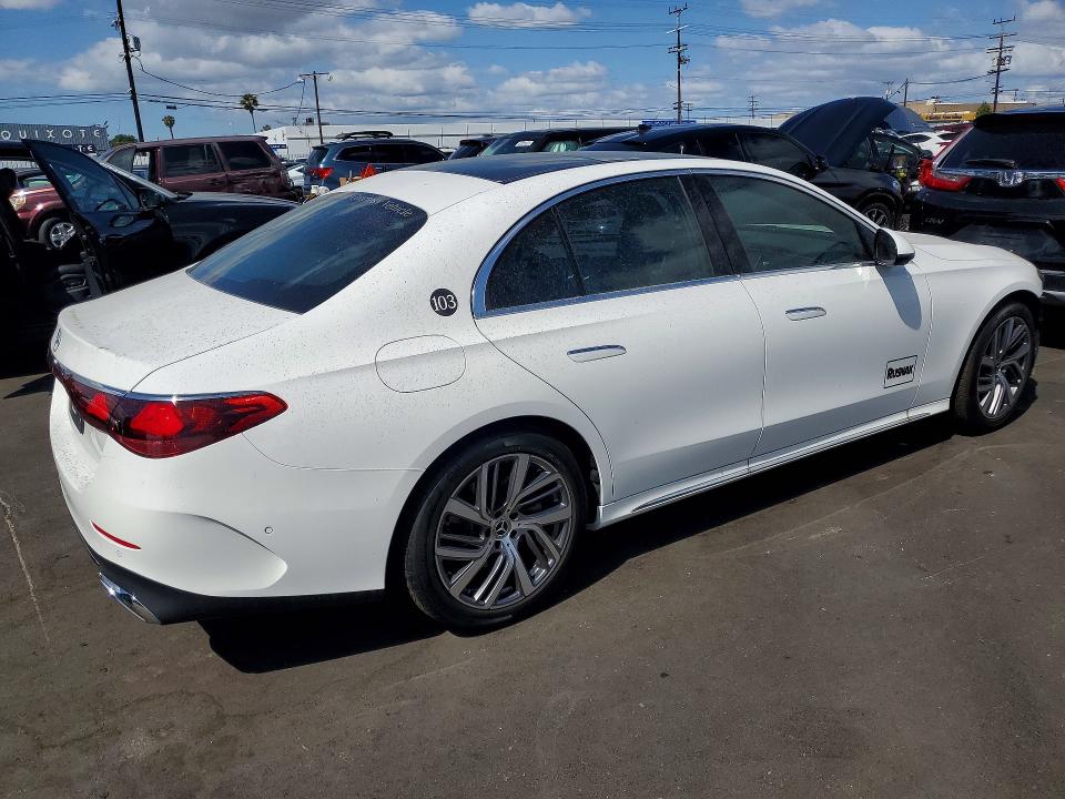 Продажа на аукционе авто 2026 Mercedes-benz E, vin: W1KLF4GB4TA218151, номер лота: 51344066