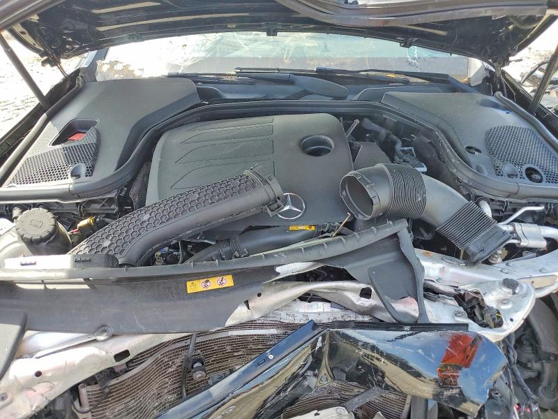 47845696 :رقم المزاد ، W1KZF8DB9MA922224 vin ، 2021 Mercedes-benz E مزاد بيع