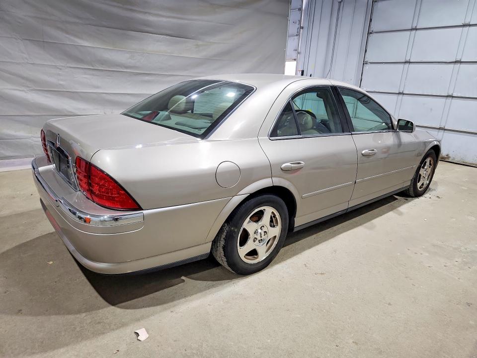 49051596 :رقم المزاد ، 1LNHM87A4YY601845 vin ، 2000 Lincoln Townhouse Ls مزاد بيع