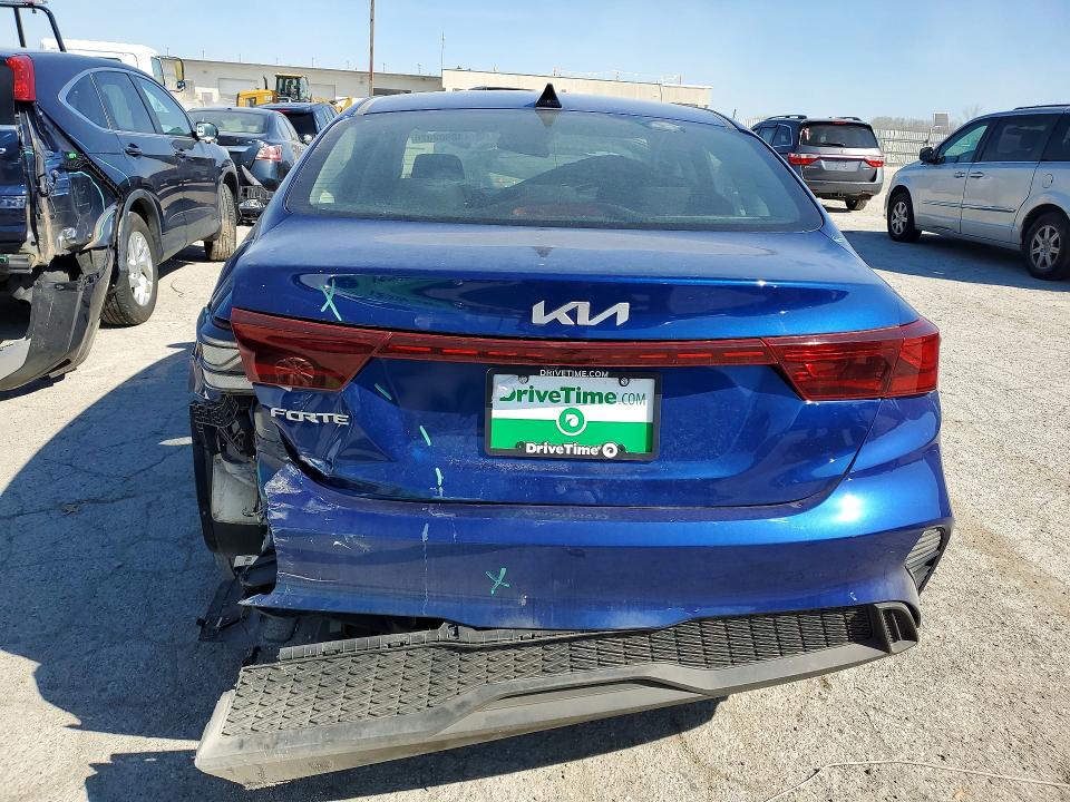 48982326 :رقم المزاد ، 3KPF24AD7NE465791 vin ، 2022 Kia Forte مزاد بيع