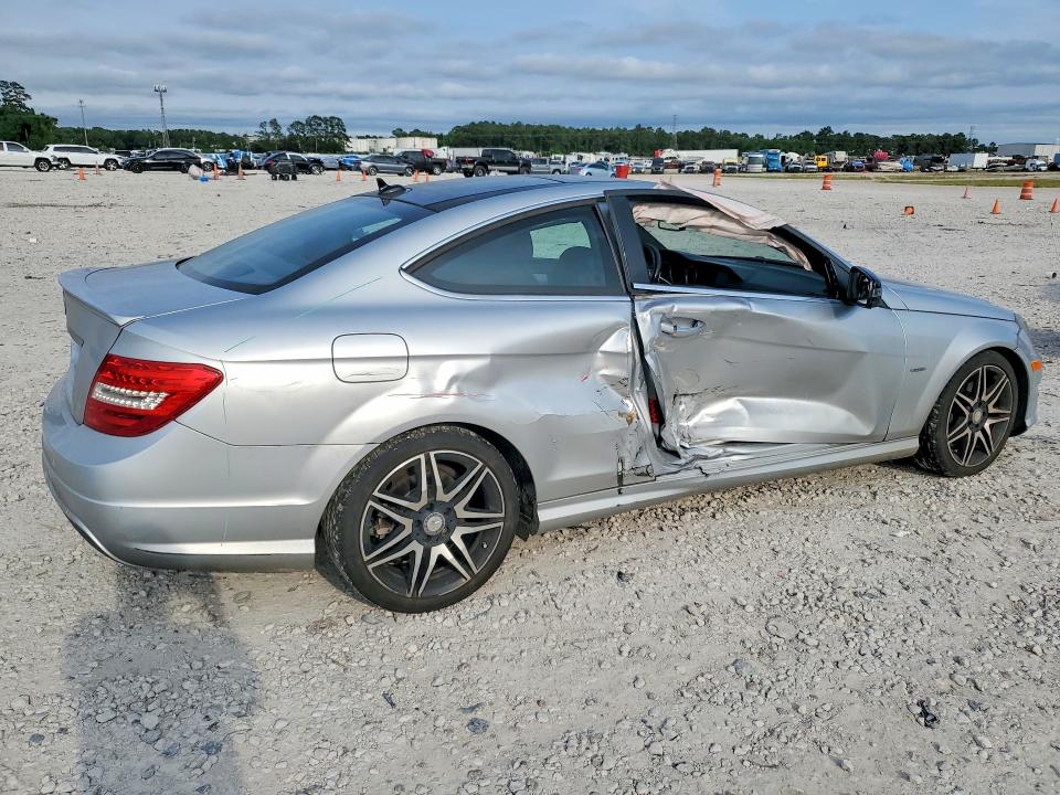Продаж на аукціоні авто 2014 Mercedes-benz C, vin: WDDGJ4HB4EG262844, номер лоту: 51836776