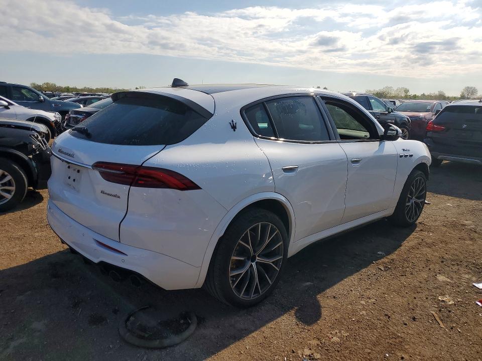 Продажа на аукционе авто 2023 Maserati Grecale, vin: ZN682AVM0P7427208, номер лота: 51493726