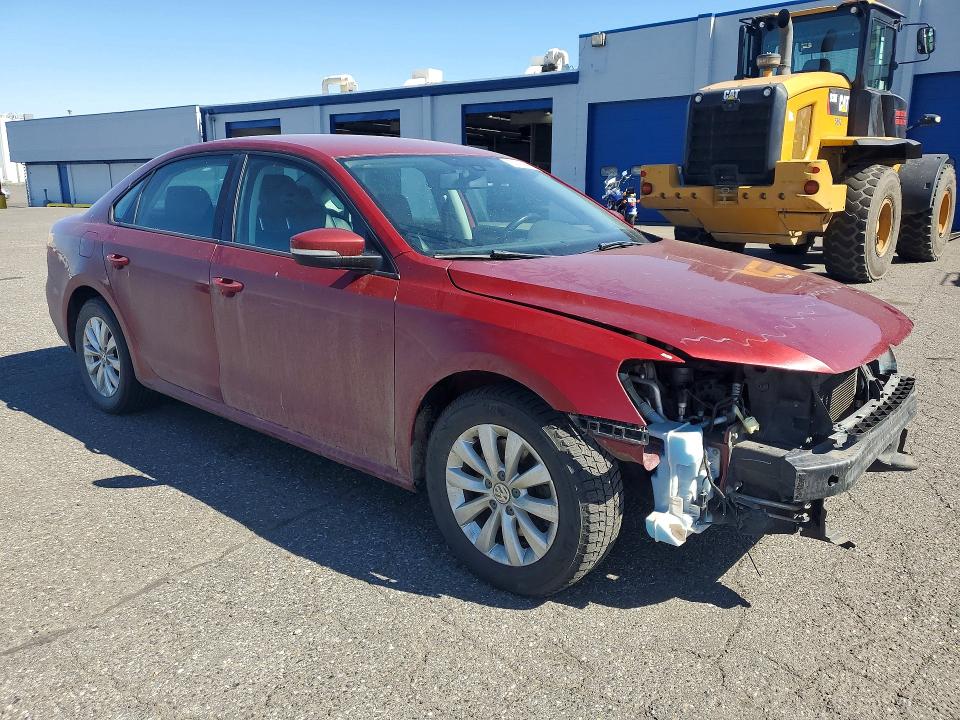 Продажа на аукционе авто 2015 Volkswagen Passat, vin: 1VWAT7A34FC046366, номер лота: 50194996