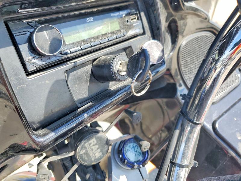 49718396 :رقم المزاد ، SMTC01L407J274564 vin ، 2007 Triumph Motorcycle Rocket Iii مزاد بيع