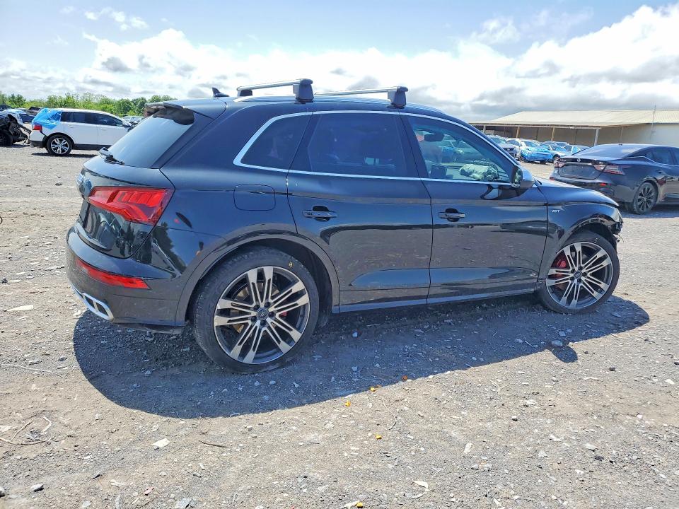 51709986 :رقم المزاد ، WA1C4AFY5J2141084 vin ، 2018 Audi Sq5 مزاد بيع