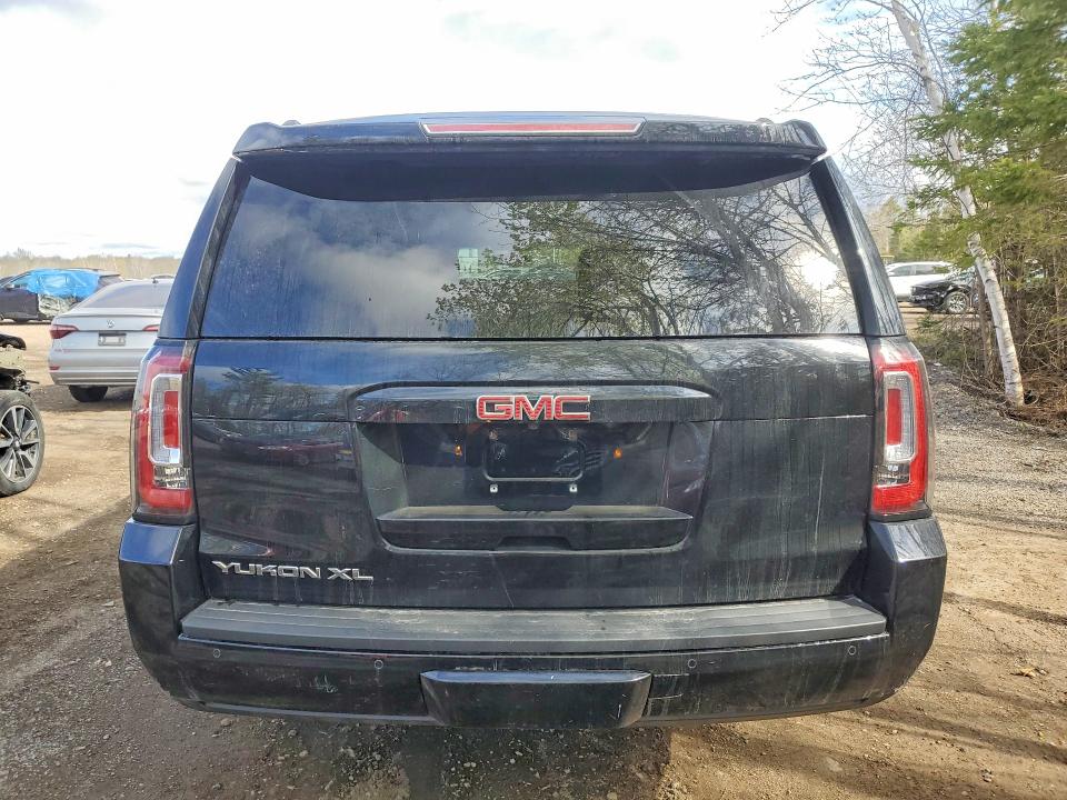 Продажа на аукционе авто 2016 Gmc Yukon Xl, vin: 1GKS2FKC8GR121088, номер лота: 52052976