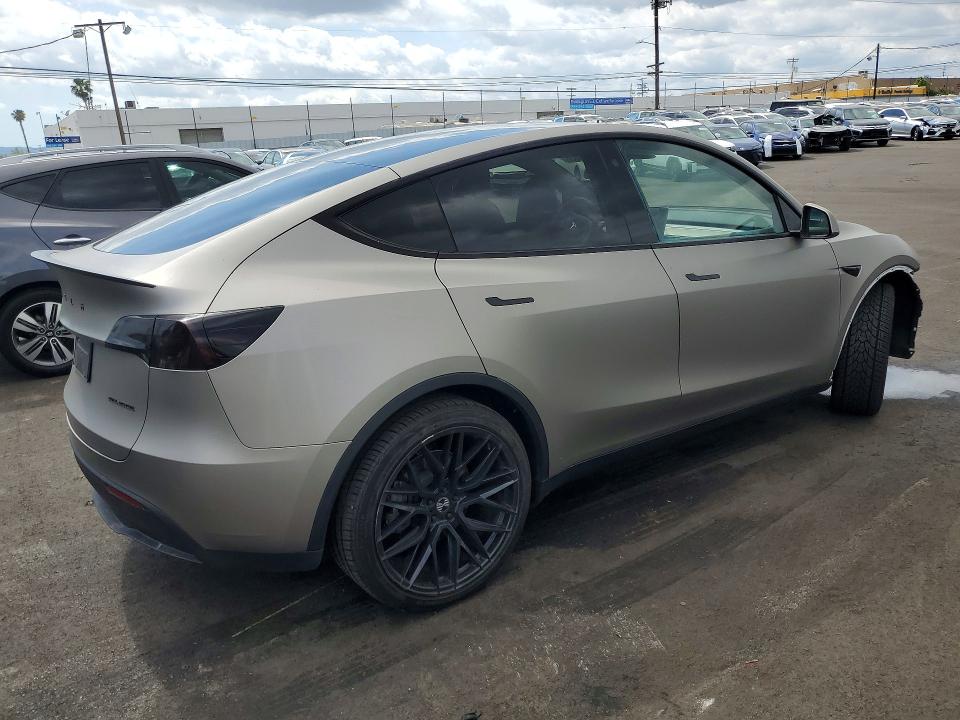 48630336 :رقم المزاد ، 7SAYGDEE4PA128991 vin ، 2023 Tesla Model Y مزاد بيع