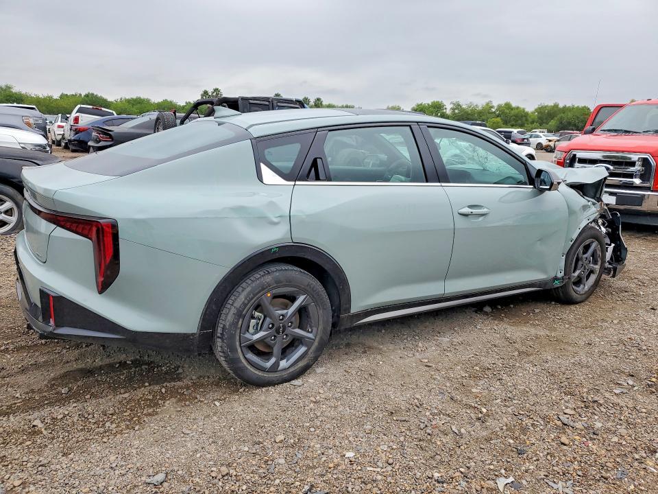 2025 Kia K4 მანქანა იყიდება აუქციონზე, vin: 3KPFW4DE5SE251368, აუქციონის ნომერი: 50388296