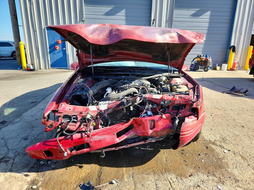 50752346 :رقم المزاد ، 1FALP624XTH138524 vin ، 1996 Ford Thunderbird مزاد بيع