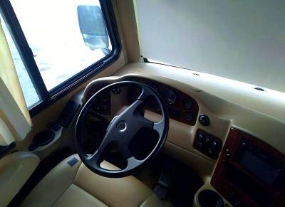 2014 Freightliner Chassis მანქანა იყიდება აუქციონზე, vin: 4UZAAJDT8ECFP6449, აუქციონის ნომერი: 48336326