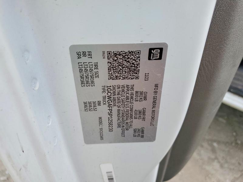 50097616 :رقم المزاد ، 1GCWGAFP5P1258230 vin ، 2023 Chevrolet Express 25 مزاد بيع